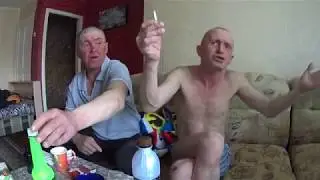 один день среди бомжей/Рыжий и Бульдог едут мыться 3серия(18+)