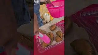 Apam Panas Bugis Toping Kelapa Parut