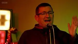 Paul Heaton & Jaqui Abbot - Caravan Of Love - Mortimer & Whitehouse Gone Fishing Christmas 2021