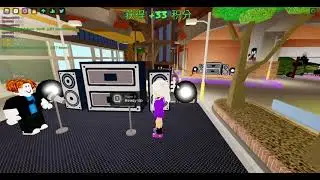 PLAYING WITH RANDOM BACON IN ROBLOX FUNKY FRIDAY