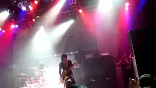 2.5.14 Escape the Fate - Live Fast, Die Beautiful