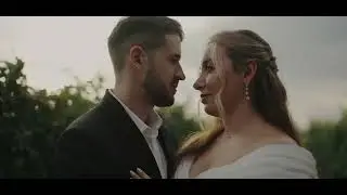 Outdoor wedding in Georgian vineyards