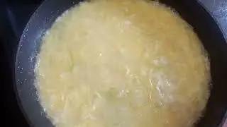 Луковый суп, кухня французская . Серега просил видео)))