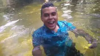 NADANDO CON TIBURONES 🦈🦈 ( EL GRAN DAVID )