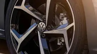 2020 Volkswagen Passat teased ahead of Detroit debut