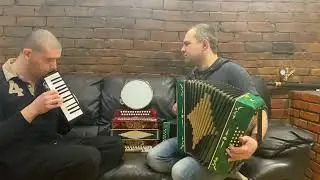 Трішечки інструментів. Гуслі, Мелодика, Гармоніка. Жартівлива репетиція  :)