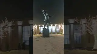 #shorts #гуляемпомоскве Новогодняя Москва. Станция метро Рижская. #новыйгод #2024