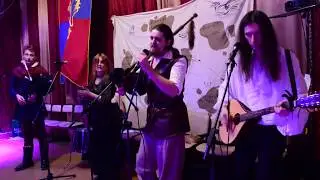 Skogenvard & Alina Gingertail - In taberna (russian)