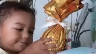 Liz ganhar  ovo de Páscoa 😍😍😍