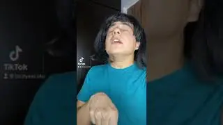 Cuando mi mamá me deja solo en la fila del super