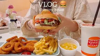 ENG) Living Alone Vlog 🍔 Home Hamburger 🍱 Picnic Daily Life (Burger King, Cheese Cake, Korean Food )