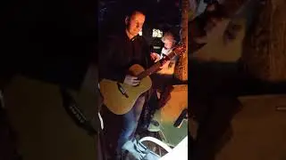 с друзьями под сакурой