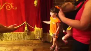 Sam Meeting Mickey 3.MOV
