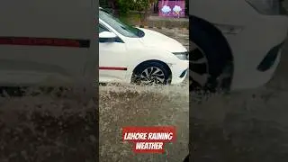 Lahore roads in raininig😱😥😨