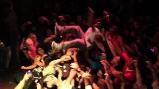 G-Mo Skee stage dive at Funk Volume show w/ Hopsin