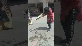 Amaya Masti in Holi. #reels #viral #viralvideo #holi #daughter #masti #gun #holispecial