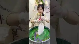 Making Chinese hand-painted fans, half natural, half artificial. #painting #art #diy
