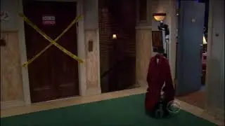 knocking   shelbot