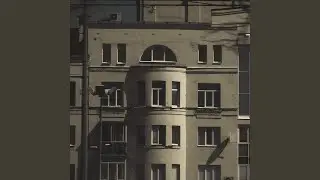 Ночевать в подъезде