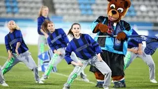 Медведь Яша и группа поддержки Lucky Star