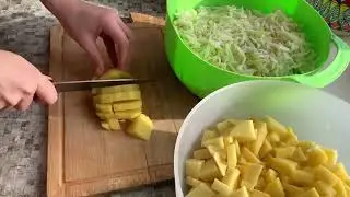 Готовлю вегетарианский борщ🥬 наша кухня 💁‍♀️