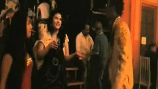 MOV011