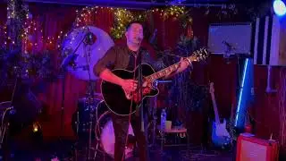 Chris O'Gorman - Woodstock (Live at Folklore Hoxton)