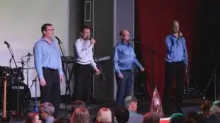 Ветераны ССО на сцене. 