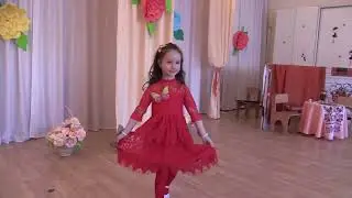 "Красная шапочка"  Часть 1, средняя группа ДОУ №53 г. Чита, муз.руководитель Ковалева Т.Г.