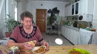 Как живут люди в Казахстане 🇰🇿 Будни простой семьи в Казахстане. #деревня #казахстан #жизньвдеревне
