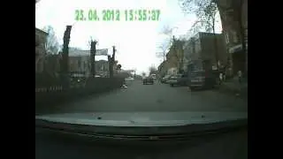 Разборки на дороге 25.04.2012 Первоуральск