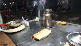 Pakistani Street Food / Egg Burger