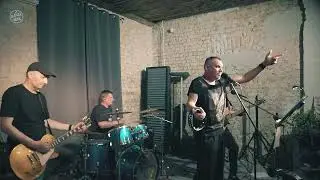 Ананастя Ананасова 