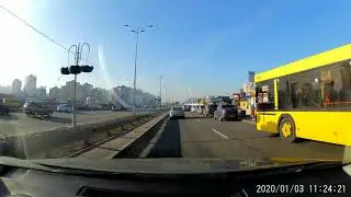 Гольф почти подставился