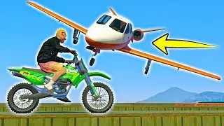 MOTO VS AEREI !!! 🐷 GTA 5 ONLINE ITA