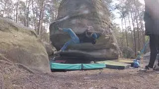 Iceberg par le haut - 8A/V11 | Franchard Isatis, Fontainebleau