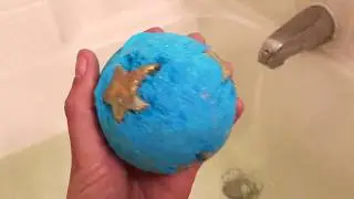 Lush Shoot for the Stars Bath Bomb Demo
