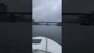 Катаюсь на катерах клиентов. Бережно 😁