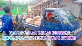 PEMBANGUNAN KELAS DINIYAH MIFTAHULAZIZ,pondokpesantrenmiftahulazizcigombongbogor