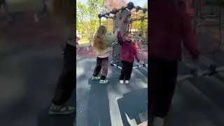 Танцы. На прогулке.