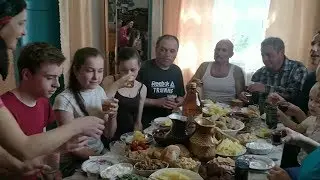 КАК ОЛЯ НАС ВСТРЕЧАЕТ .УКРАИНСКОЕ СЕЛО.