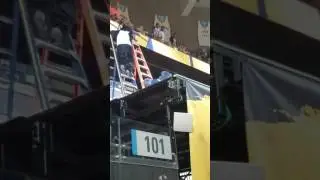Grizz wins battle of mascots