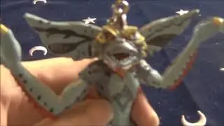 Review of 1990 Gremlins 2 Mohawk keychain by Applause