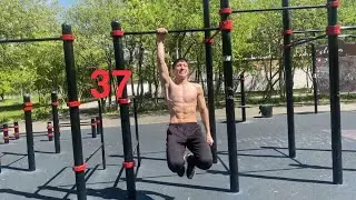 37 ONE Arm Pull Ups in one set (4 minutes) - Eric Mamleev