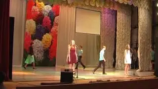Лицей №6.Миасс 9кл.Выпускной.Дочери поют. Песня"Happy End"