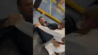 Уроки BJJ. Омоплата. Omoplata. Пишите в комментариях какой приём показать следующим👇🏼