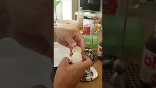 Frühstücksei köpfen