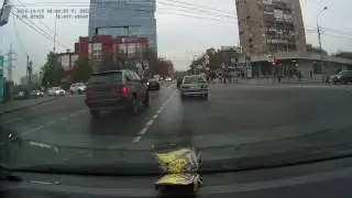 Дурацкий перекрёсток около м. Водный стадион