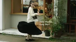 Ines De La Fressange Twist Pleated Long Skirt