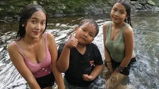 FIRST TIME SWIMMING IN TUKAD SANA KARANGASEM, THE WATER WAS VERY CLEAR